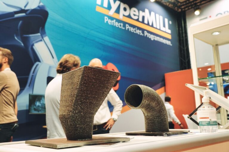 Open Mind demonstreert Hummingbird-MES op Machineering