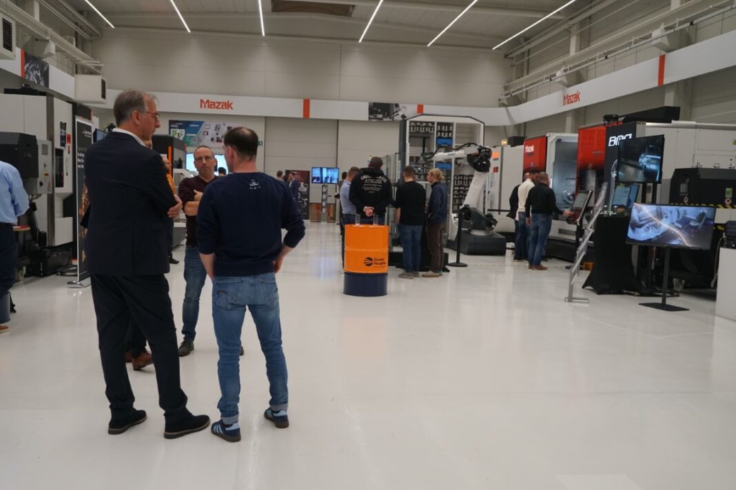 Automatisering van logistiek in de verspaning troef op huisshow Mazak