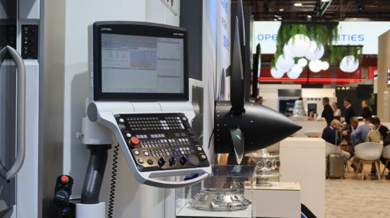 Okuma opent nieuw Solution Center in Krefeld