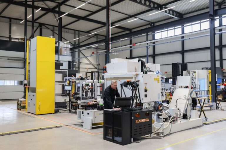 De ongemakkelijke waarheid: automatiseer of verlies relevantie. Waarom de Fabriek van de Toekomst noodzaak is